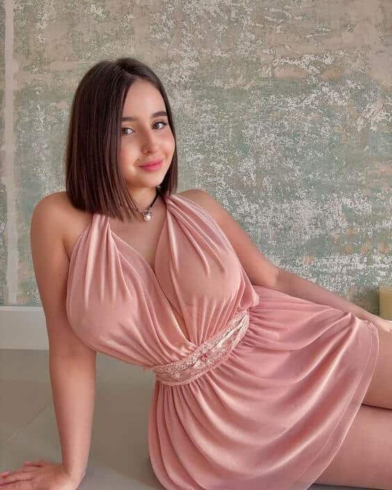 Call girls, escorts & night girls in Pakistan – Formal evening look for call-girl and escort listings – photo 2 (image 50)
